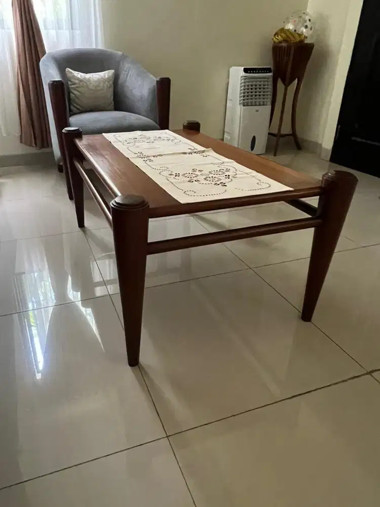 Meja Coffee Tabel Coklat