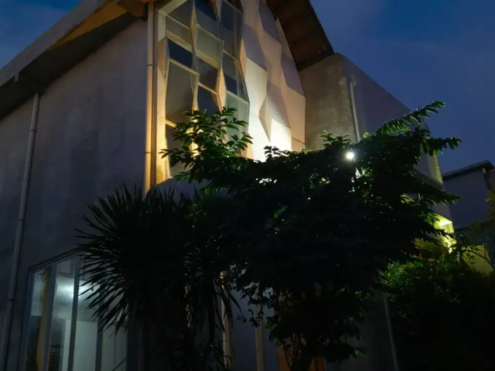 Rumah Cantik Dengan Desain Industrial Di Bawah 1 Miliar Di Sonopakis Lor