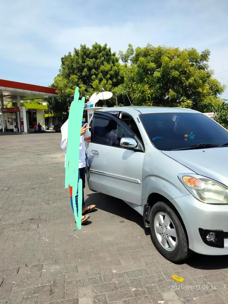 Daihatsu Xenia 2009 Bensin