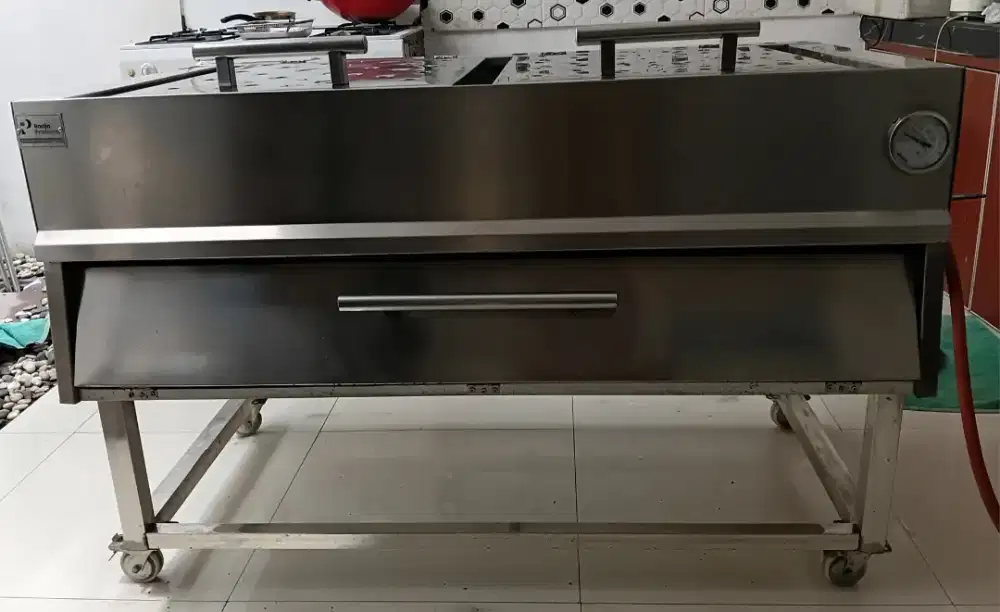 Dijual Oven Bika Ambon Bekas