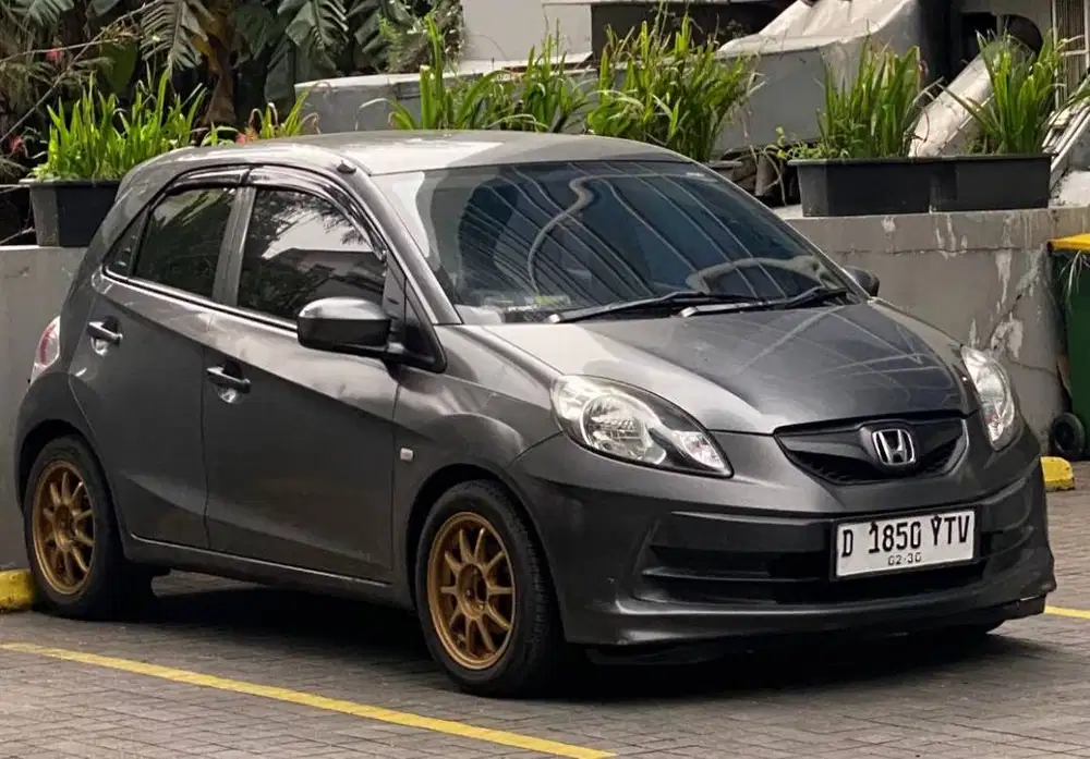PEMILIK LANGSUNG - BRIO SATYA 2014 MANUAL TIPE A