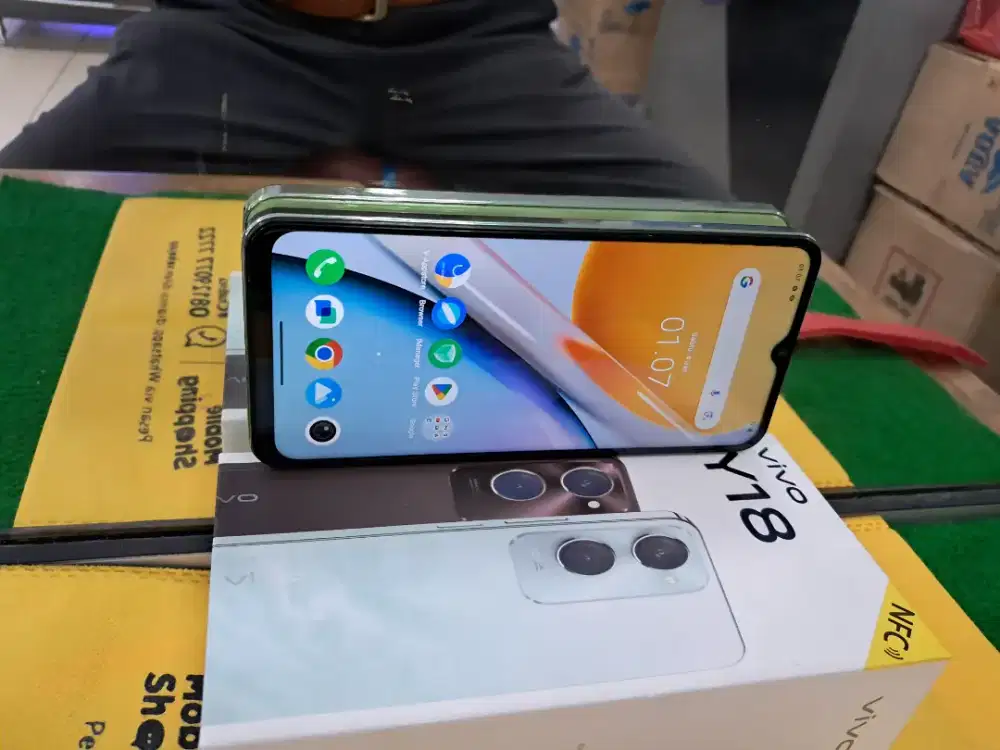 VIVO Y18 Ram 4/64 gb lengkap tampa minus