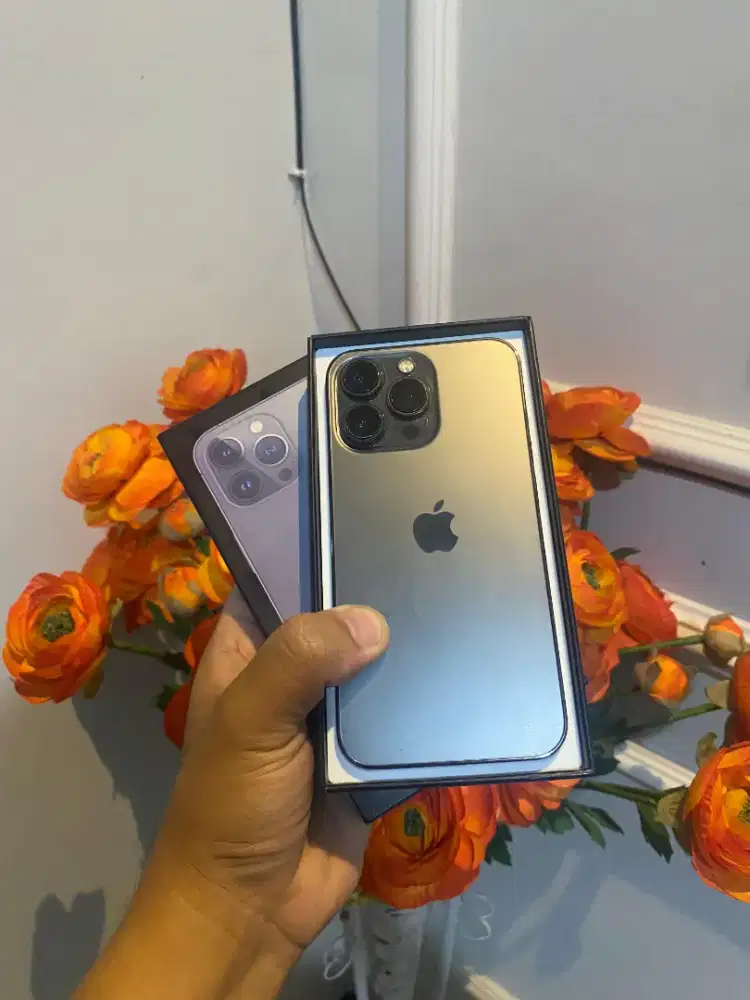 - iPhone 13 Pro Graphite 128GB Inter All Operator HB 87 Fullset
