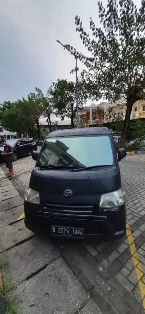 Grandmax1.5D hitam 20 manual