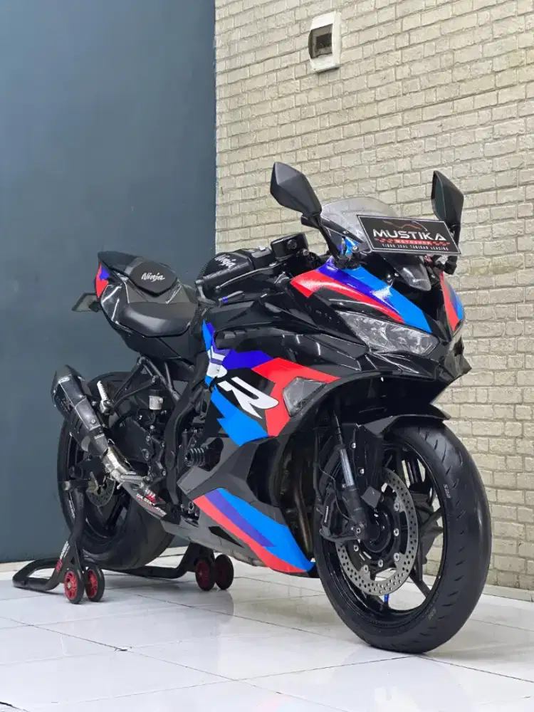 Kawasaki ZX 25 R 2022 PMK 2023