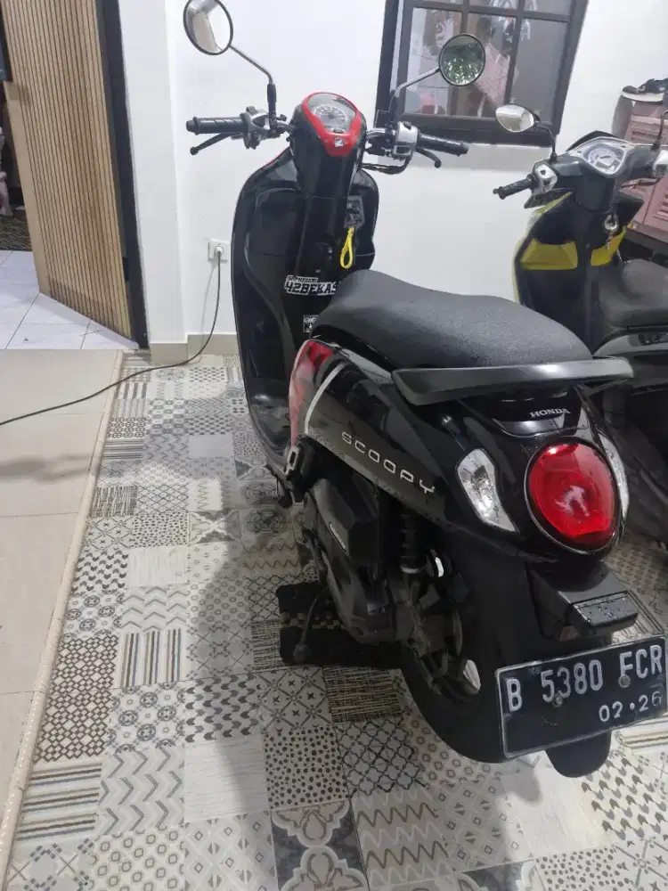 Scoopy Tahun 2021 merah