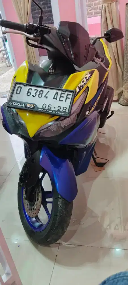 Di jual aerox new 2023 motor pajangan