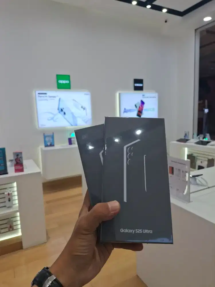 SAMSUNG S25 ULTRA 512 GB BARU