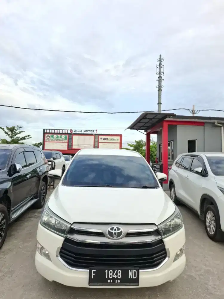 Innova reborn 2015 V diesel matic. Km 126rb