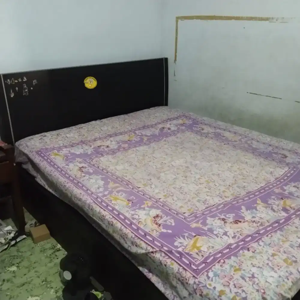 Kasur tidur kondisi bagus