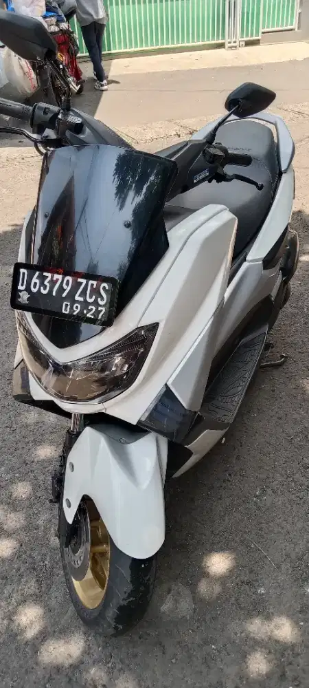 Yamaha nmax 2017 putih mulus