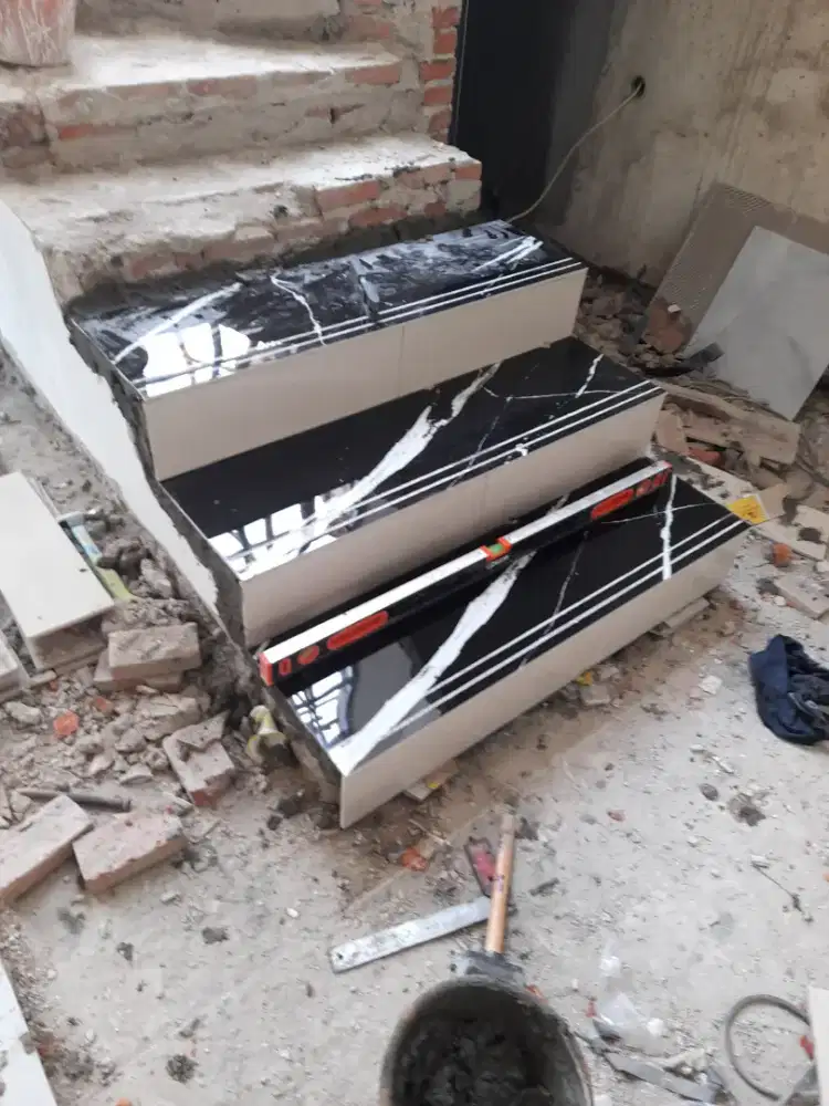 Tukang keramik dan renov