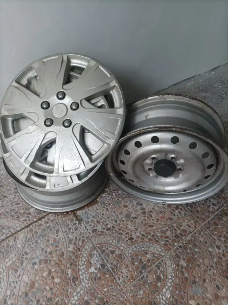 Jual Satu set (4) velg kaleng original mobil Terios Ring 16