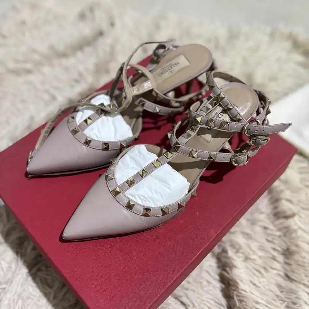 Preloved Valentino Kitten Heels Nude Calf Sz 39
