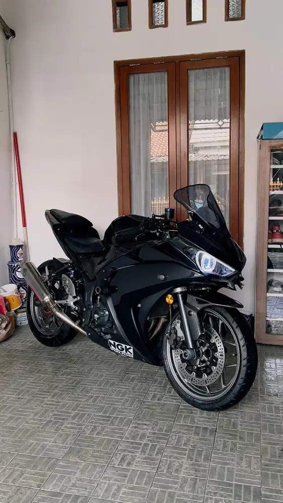 Yamaha R25 Thn 2014