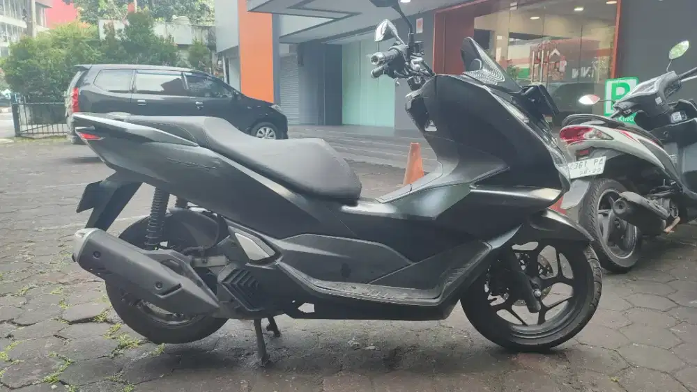 Jual PCX CBS 2022 Hitam doff