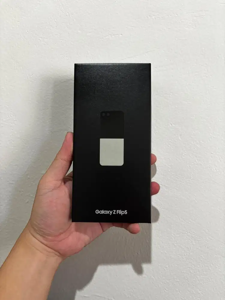 Samsung Galaxy Z Flip 5 512GB, Fullset, Garansi Resmi