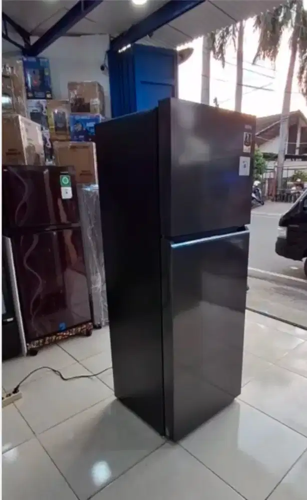 KREDIT KULKAS AQUA 2 PINTU – INVERTER HEMAT LISTRIK!