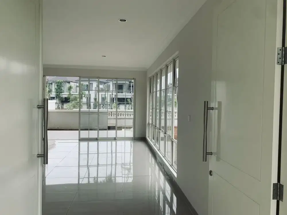 Dijual Rumah Mewah di Cluster Premium Podomoro Park