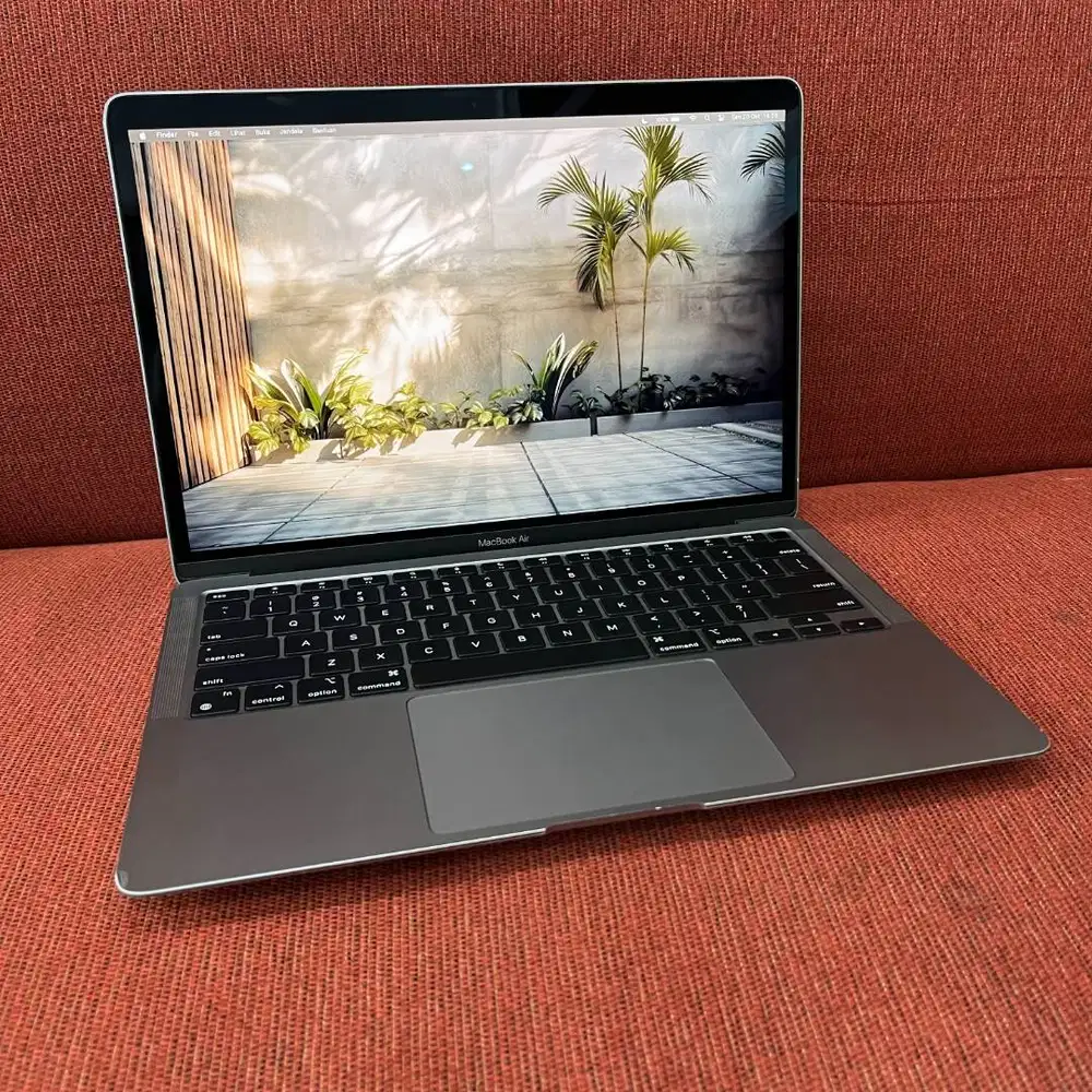 MacBook Air 13 inch 2020 M1 8/256GB