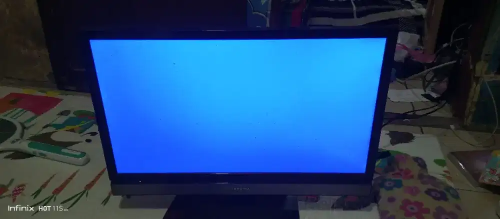 Jual tv thosiba 23 inc masih analog plus sma stb