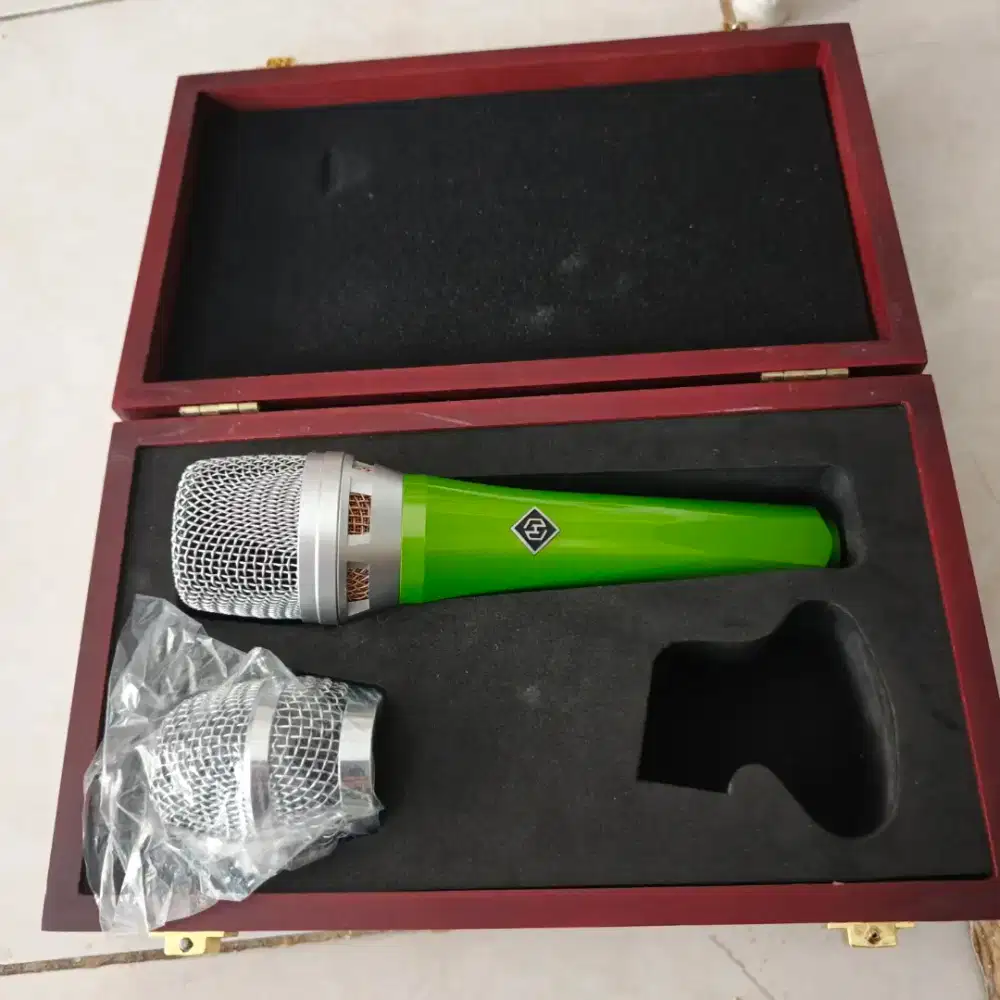 Mic Hardwell Supernova ORI
