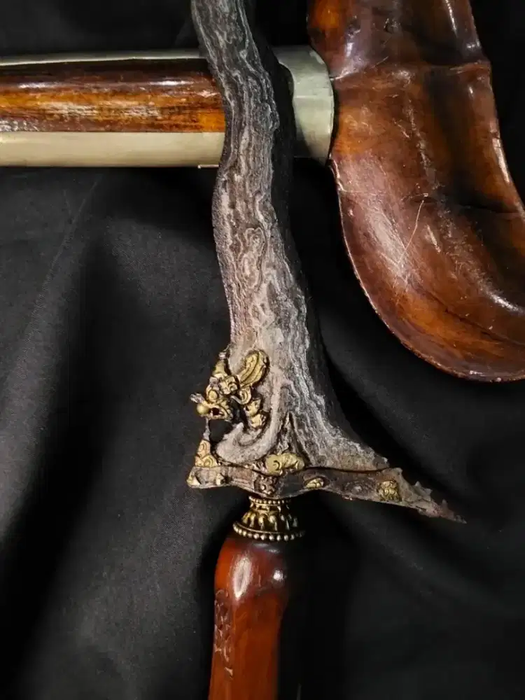 Keris Sepuh Nogosiluman Luk 13 Kinatah Sepuh Emas Original Kuno