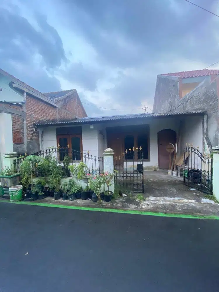 DIJUAL CEPAT RUMAH DI MADIUN