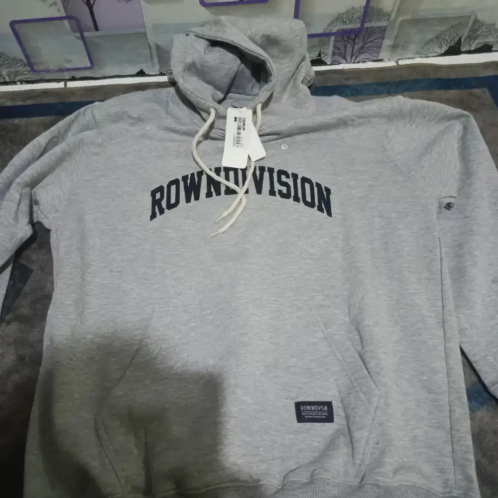 Hodie Abu misty