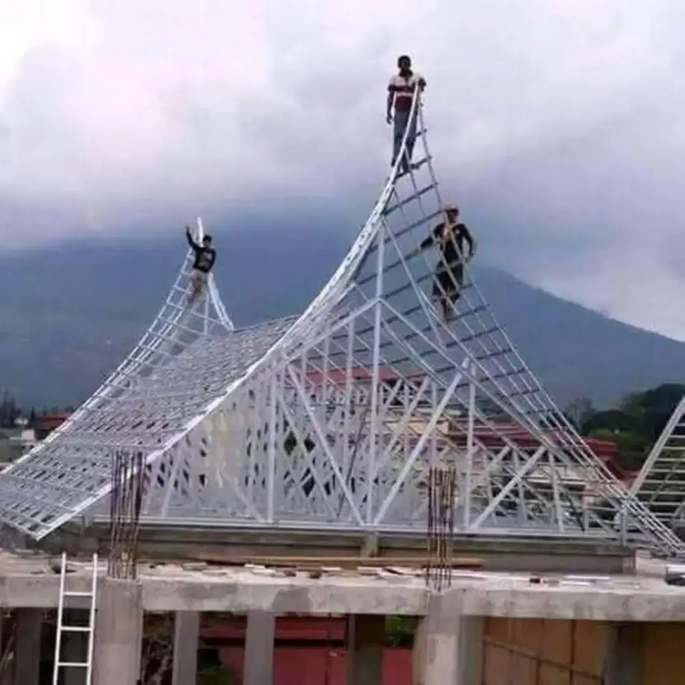 Bongkar pasang rangka baja ringan