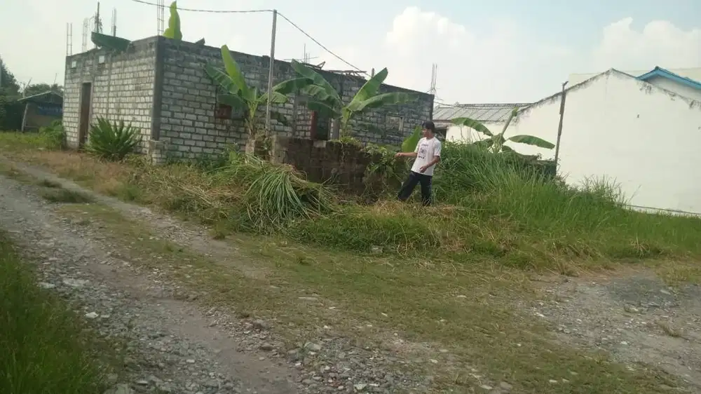 Dijual Tanah kavling (sudah ada pasangan bata)