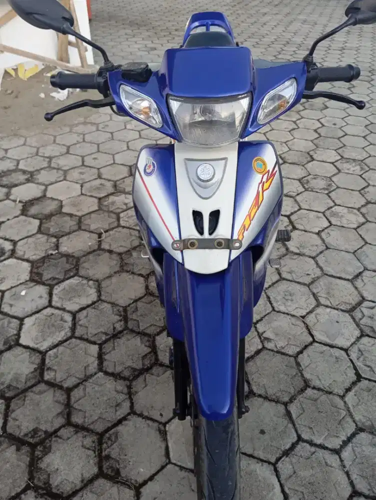 Yamaha F1Z R lengkap