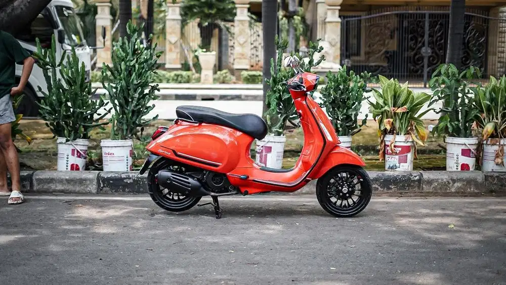 SPRINT S 2022 ORANGE TRAMONTO