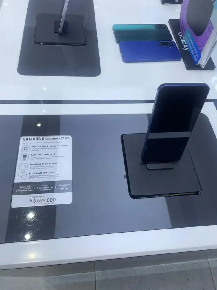 Samsung galaxy A17
