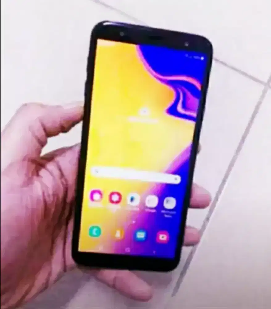 Samsung Galaxy J4+ plus Duos, 2 Kartu,Android 4G,Mulus dan Lengkap