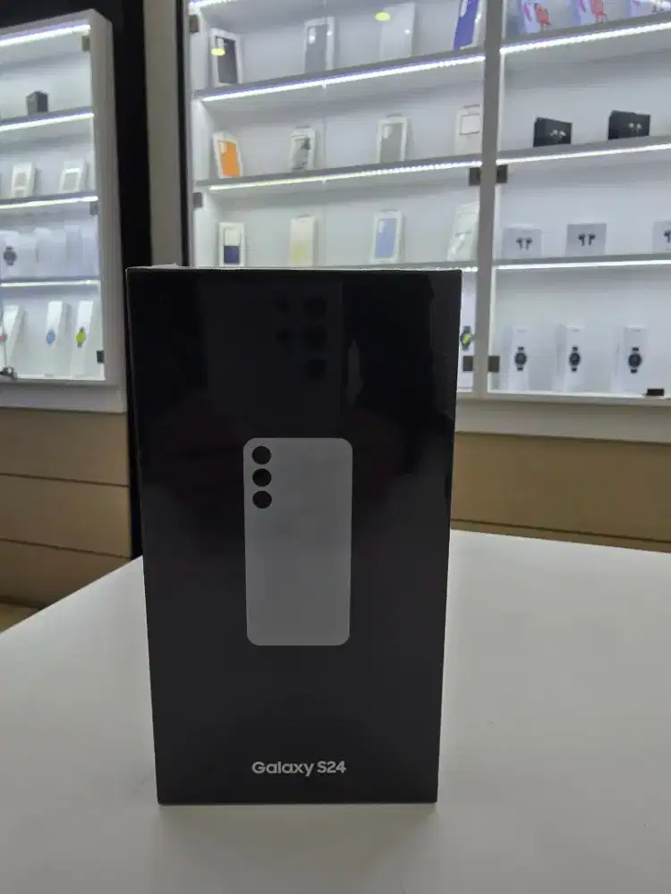 SAMSUNG GALAXY S24