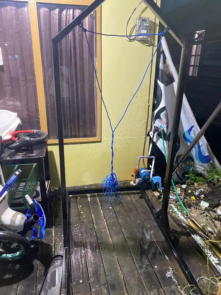 tiang ayunan bayi beroda