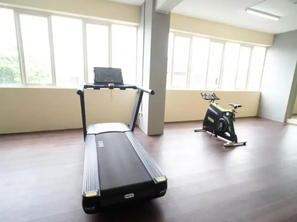Sewa unit bagus apartemen puncak dharmahusada luas 76m2 kt3