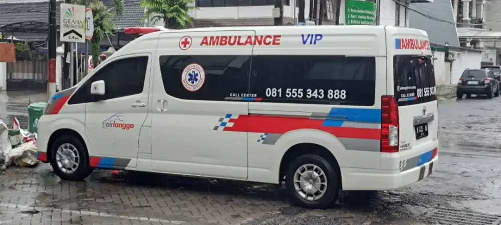 Airlangga Transport juga malayani rental ambulance vip &  gratis