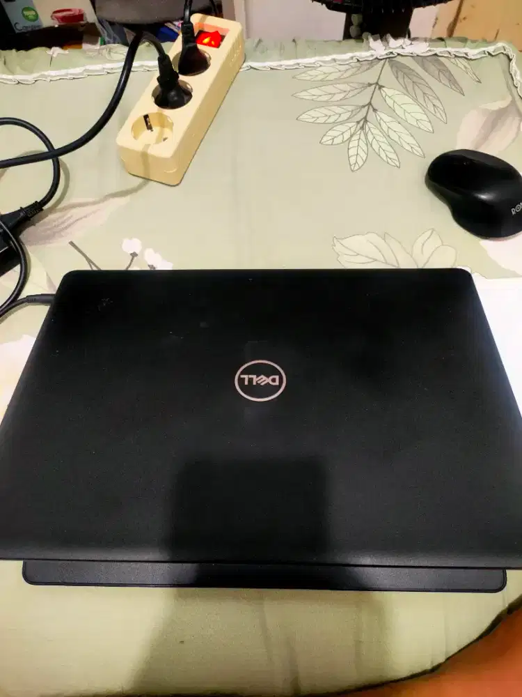Dell 3490 core i5 Ram 8/512 GB