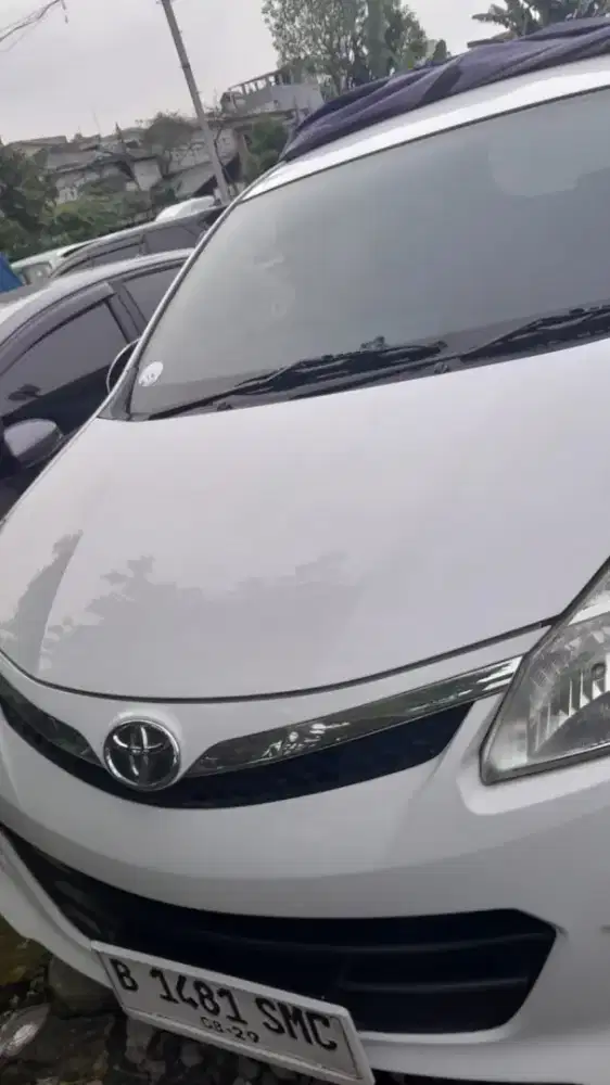 Dijual Mobil Toyota Avanza Veloz 1.5 A/T – Siap Pakai!