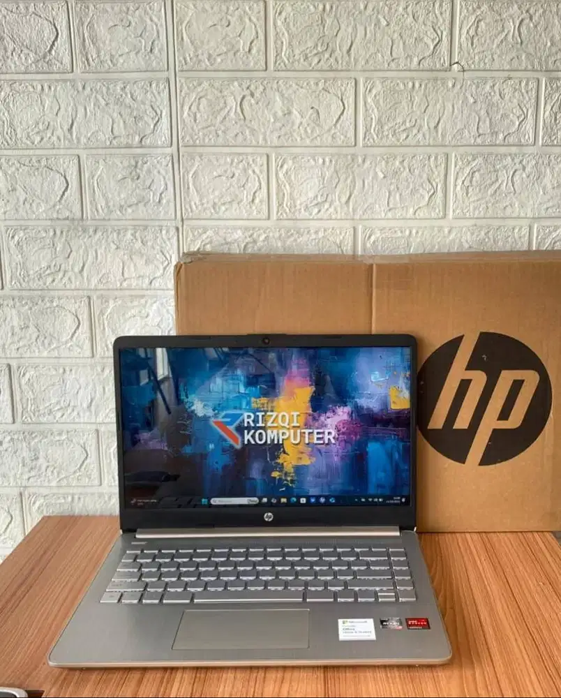 HP 14S-FQ0021AU Processor AMD Ryzen 3 3250U Ram 8GB SSD 512GB