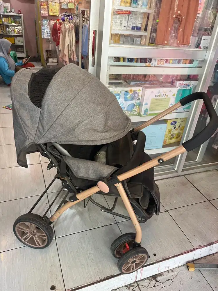 Stroller space baby bekas