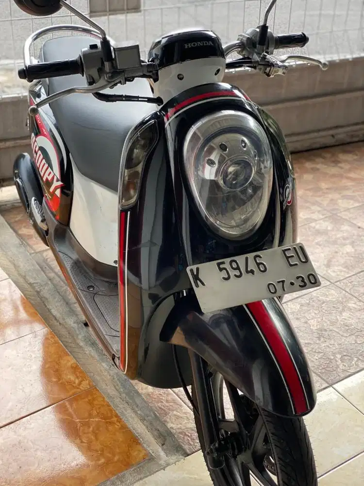 Honda Scoopy iss tahun 2015 Plat K Pati Motor disemarang sampokong