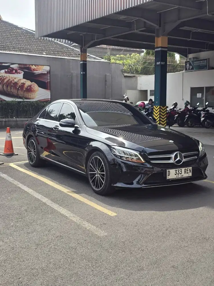 Mercedes Benz C 200 EQ BOOST 2021 Black Hitam Mercy 2020 2022 Jual Bu