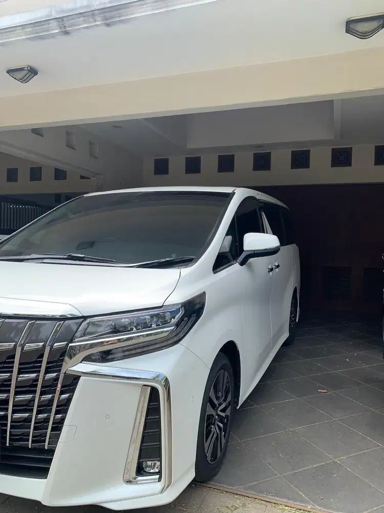 Toyota Alphard 2023 Bensin