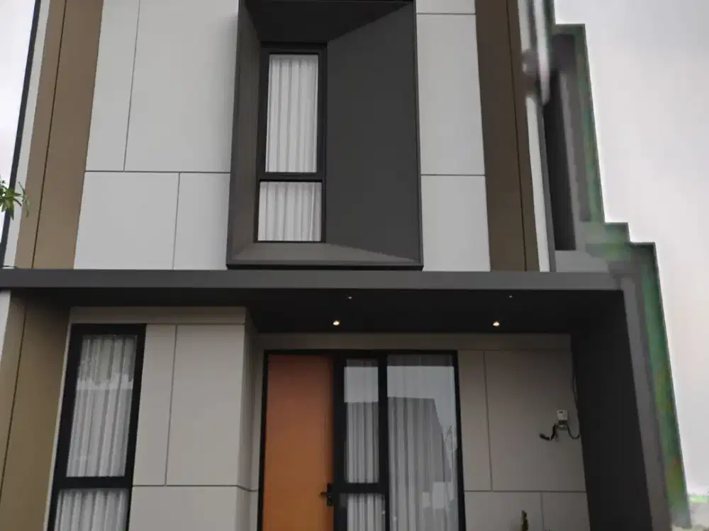 Rumah 3 kamar Tidur di Sidoarjo punya Dian Istana