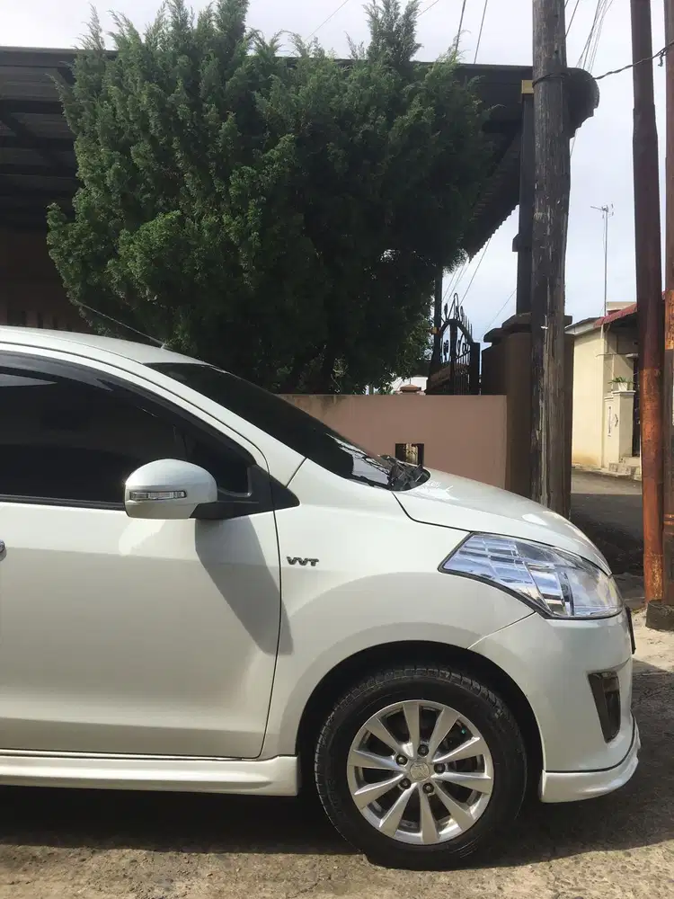 Suzuki Ertiga 2012 Bensin