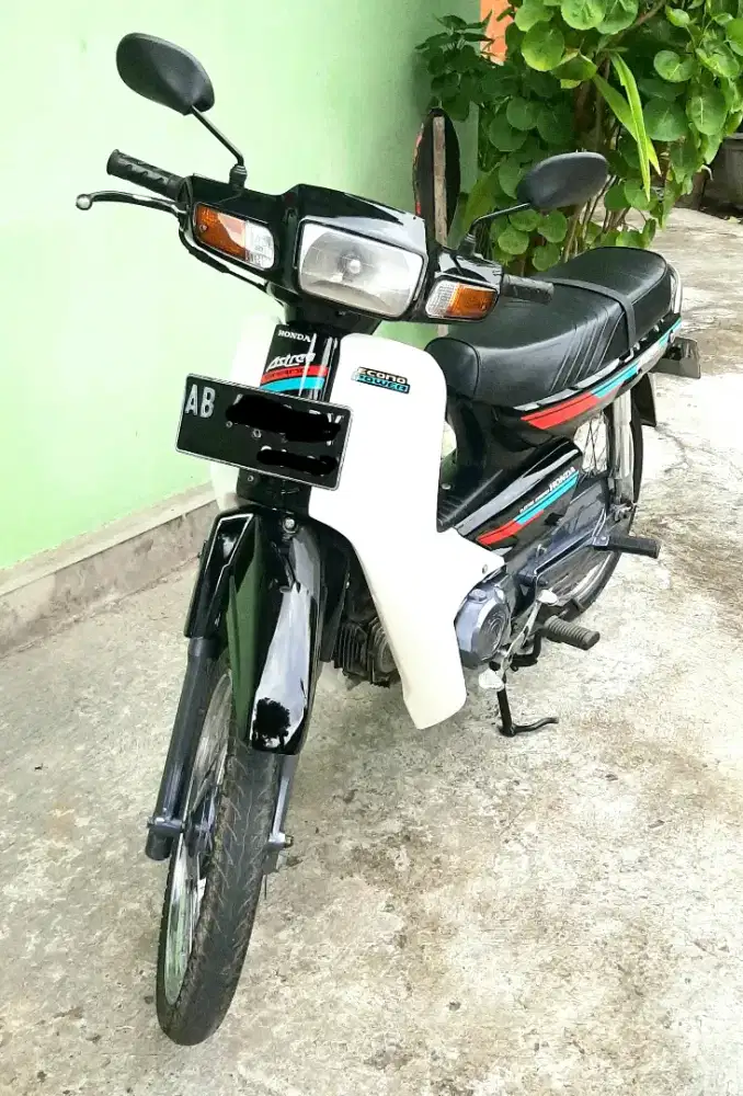Honda astrea grand
