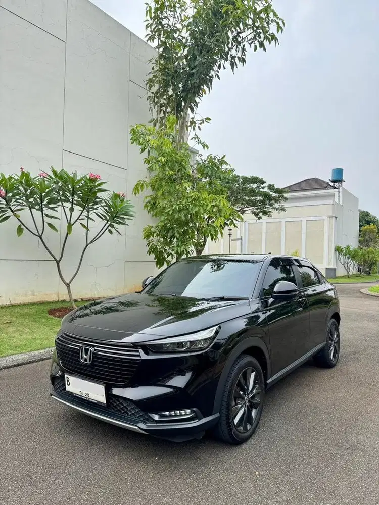 (Km 20rban) (CASH) HRV SE SENSING 2023/2024 tangan 1 full ori Honda